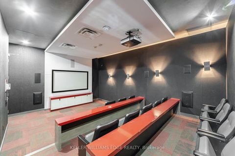 Photo 27 at 821 - 560 Front Street W, Waterfront Communities C1, Toronto