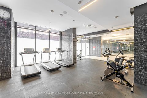 Photo 29 at 821 - 560 Front Street W, Waterfront Communities C1, Toronto