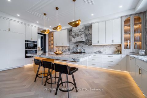 Photo 12 at 210 Homewood Avenue, Newtonbrook West, Toronto