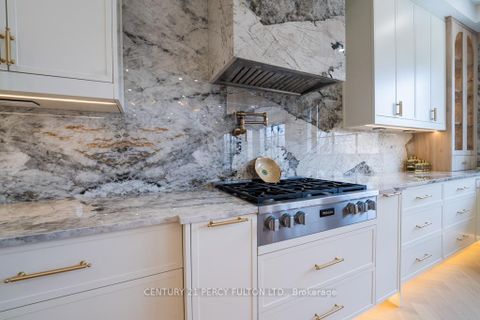 Photo 14 at 210 Homewood Avenue, Newtonbrook West, Toronto