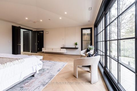 Photo 20 at 210 Homewood Avenue, Newtonbrook West, Toronto