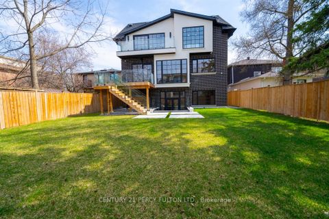 Photo 46 at 210 Homewood Avenue, Newtonbrook West, Toronto
