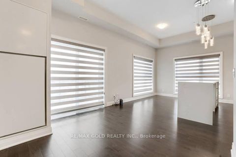 Photo 7 at 609 - 128 Grovewood Common, GO Glenorchy, Oakville