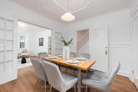 Photo 12 at 69 DENISON Avenue, Chinatown, Toronto