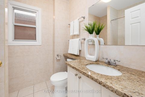 Photo 18 at 69 DENISON Avenue, Chinatown, Toronto