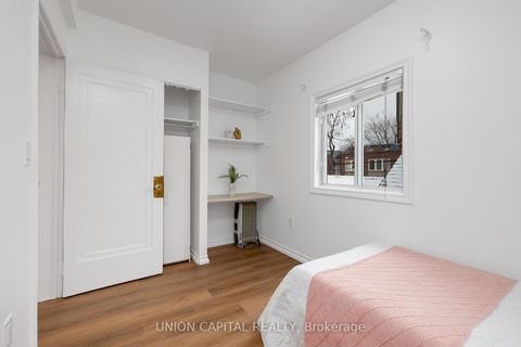 Photo 29 at 69 DENISON Avenue, Chinatown, Toronto