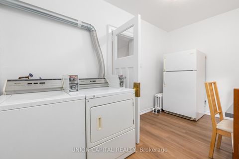 Photo 34 at 69 DENISON Avenue, Chinatown, Toronto