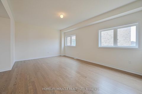 Photo 6 at 1653 Corsal Court, Alcona, Innisfil