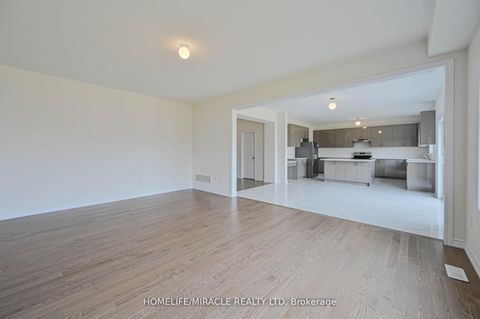 Photo 12 at 1653 Corsal Court, Alcona, Innisfil