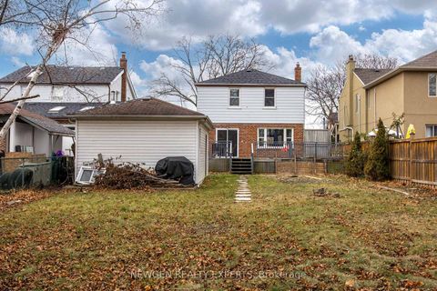 Photo 12 at 93 Ashbourne Drive, City Centre West, Toronto