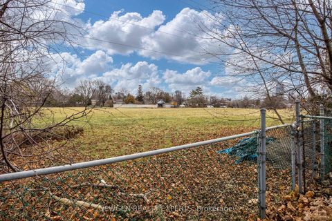 Photo 14 at 93 Ashbourne Drive, City Centre West, Toronto