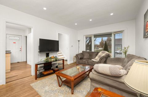 Photo 17 at 93 Ashbourne Drive, City Centre West, Toronto