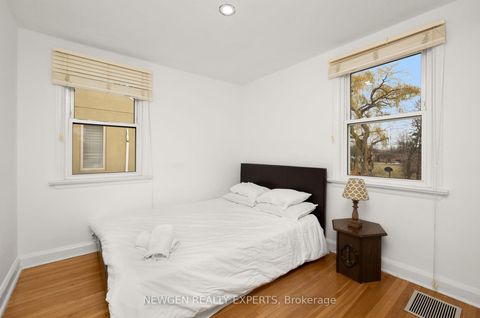 Photo 26 at 93 Ashbourne Drive, City Centre West, Toronto