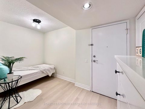 Photo 27 at 521 - 15 Northtown Way, Willowdale East, Toronto
