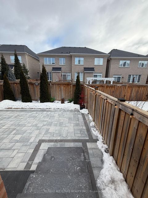 Photo 4 at 19 Kettle Valley Trail, Nobleton, King