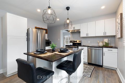 Photo 10 at 21023 Dalton Road, Sutton & Jackson's Point, Georgina