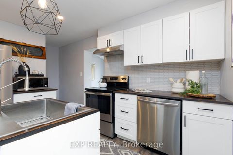 Photo 11 at 21023 Dalton Road, Sutton & Jackson's Point, Georgina