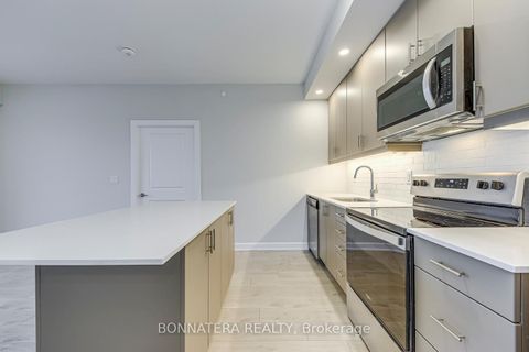 Photo 11 at 408 - 3200 William Coltson Avenue, JM Joshua Meadows, Oakville