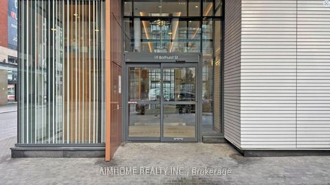 Photo 2 at 1102 - 19 Bathurst Street, Waterfront Communities C1, Toronto