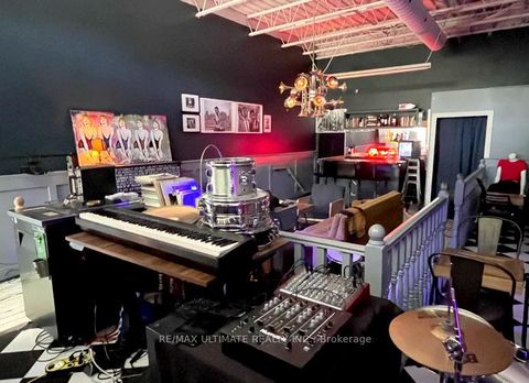 Photo 7 at 1078 Queen Street W, Bellwoods, Toronto