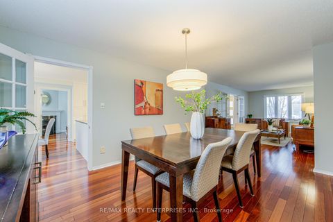 Photo 6 at 1387 Chedboro Crescent, CV Clearview, Oakville