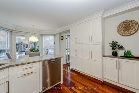 Photo 12 at 1387 Chedboro Crescent, CV Clearview, Oakville