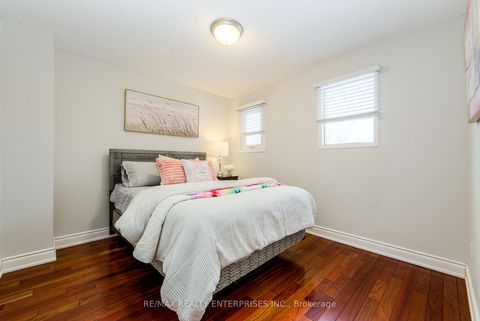 Photo 21 at 1387 Chedboro Crescent, CV Clearview, Oakville