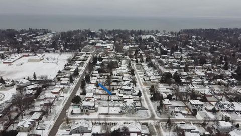 Photo 11 at 257 Woodale Avenue, WO West, Oakville