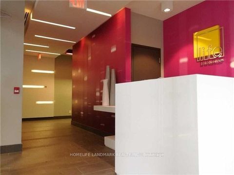 Photo 3 at 204 - 68 Merton Street, Mount Pleasant West, Toronto