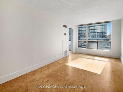 Photo 8 at 805 - 92 King Street E, Yonge Corridor, Toronto