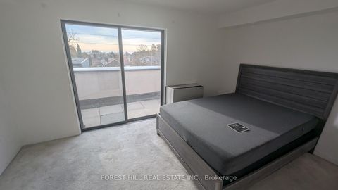 Photo 9 at 23 - 2112 Queen Street, The Beaches, Toronto