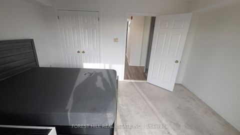 Photo 10 at 23 - 2112 Queen Street, The Beaches, Toronto