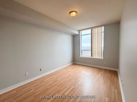 Photo 9 at PH7 - 1700 Eglinton Avenue E, Victoria Village, Toronto