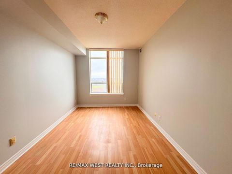 Photo 11 at PH7 - 1700 Eglinton Avenue E, Victoria Village, Toronto