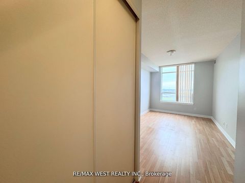 Photo 15 at PH7 - 1700 Eglinton Avenue E, Victoria Village, Toronto