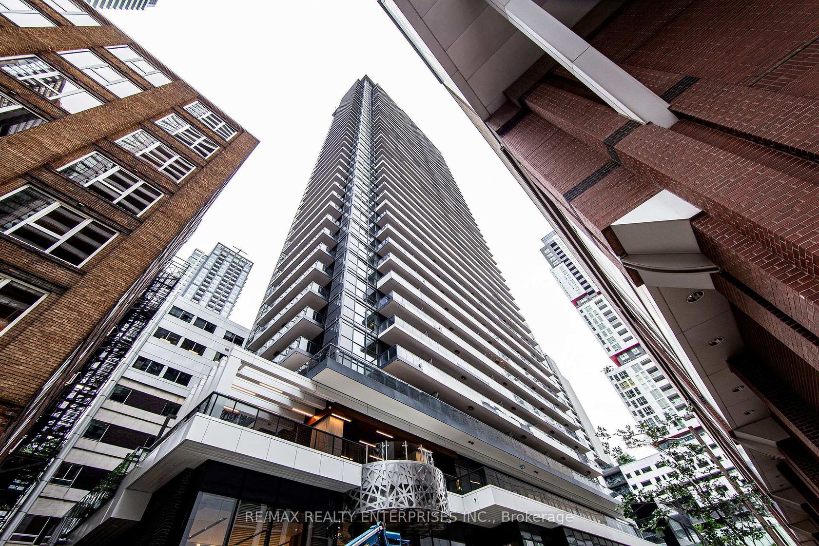 1901 - 38 Widmer Street, Waterfront Communities C1, Toronto 