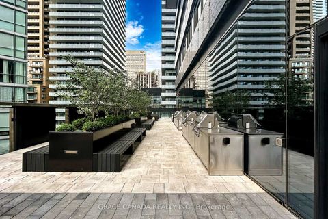 Photo 42 at 5004 - 55 Charles Street E, Yonge Corridor, Toronto