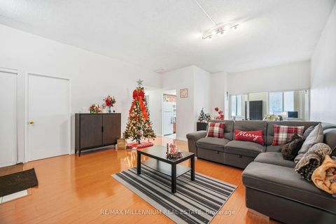 Photo 9 at 109 - 80 Alton Tower Circle, Milliken, Toronto