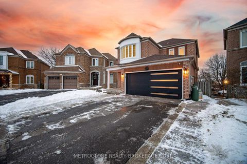 Photo 4 at 231 Matthew Drive, East Woodbridge, Vaughan