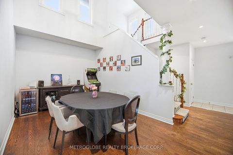 Photo 14 at 231 Matthew Drive, East Woodbridge, Vaughan