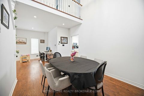 Photo 15 at 231 Matthew Drive, East Woodbridge, Vaughan