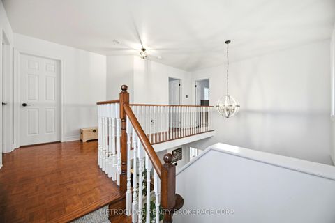 Photo 29 at 231 Matthew Drive, East Woodbridge, Vaughan