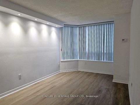 Photo 20 at 506 - 7250 Yonge Street, Yorkhill, Vaughan