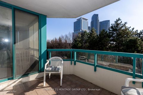 Photo 25 at 506 - 7250 Yonge Street, Yorkhill, Vaughan