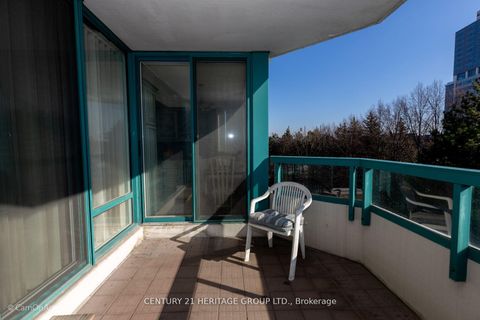 Photo 26 at 506 - 7250 Yonge Street, Yorkhill, Vaughan