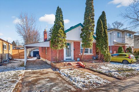 Photo 3 at 69 Presley Avenue, Birchmount, Toronto