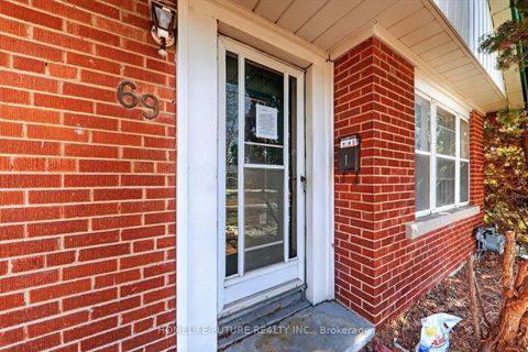 Photo 4 at 69 Presley Avenue, Birchmount, Toronto