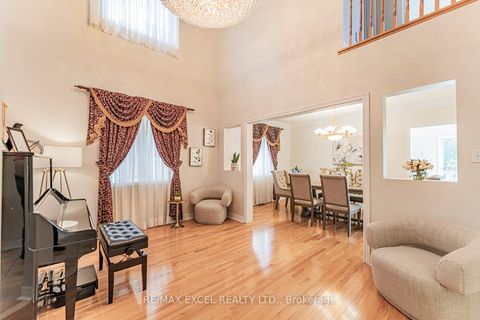 Photo 6 at 65 Falling River Drive, Devonsleigh, Richmond Hill