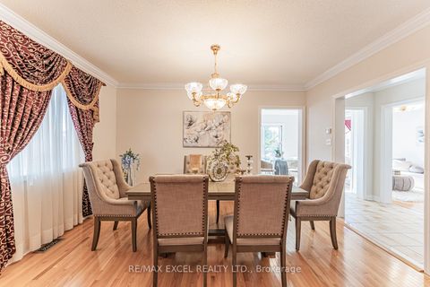 Photo 8 at 65 Falling River Drive, Devonsleigh, Richmond Hill