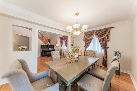 Photo 9 at 65 Falling River Drive, Devonsleigh, Richmond Hill